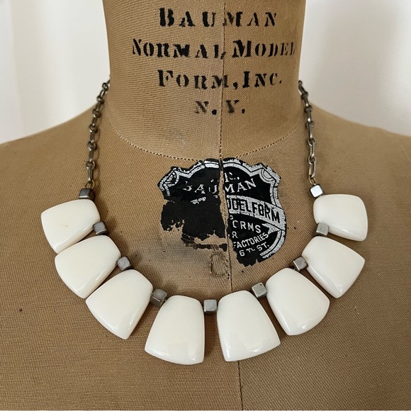 2/$20 Large Beaded Statement Necklace - Picture 1 of 6